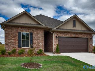 15594 Mizewell Ln NW, Harvest, AL 35749