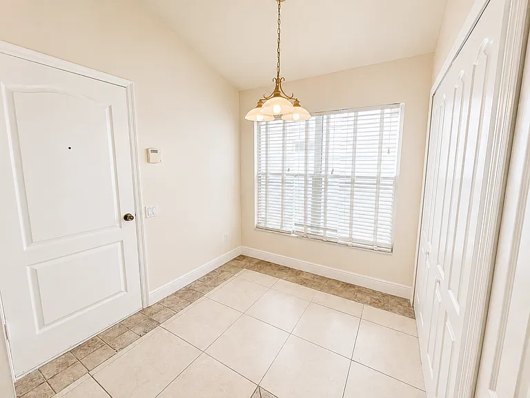 4201 Pine Isle Dr — Photo 10