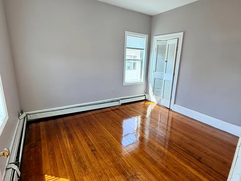 11 Hanover St #2 — Photo 16