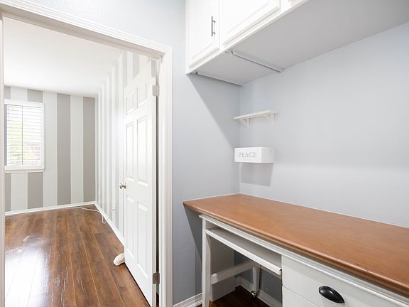 4th image of 27804 Pointe Breeze Dr