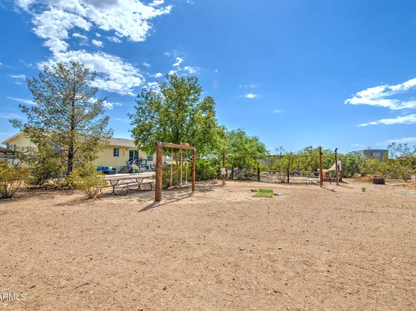 22148 W GAMBIT Trail, Wittmann, AZ 85361
