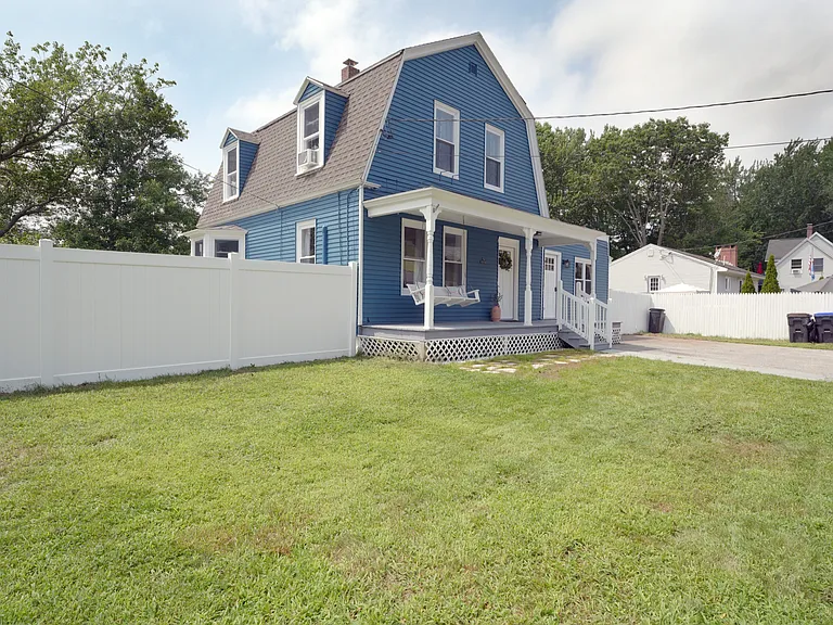 3 Dewey Ave — Photo 14