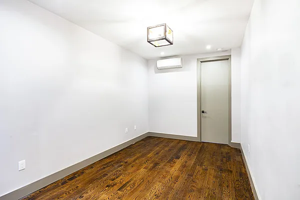 Rented by Brooklyn Group | media 36