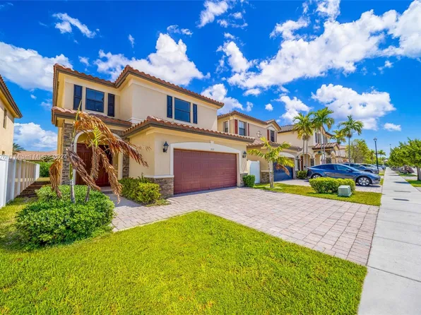 3517 W 86th Ter, Hialeah, FL 33018