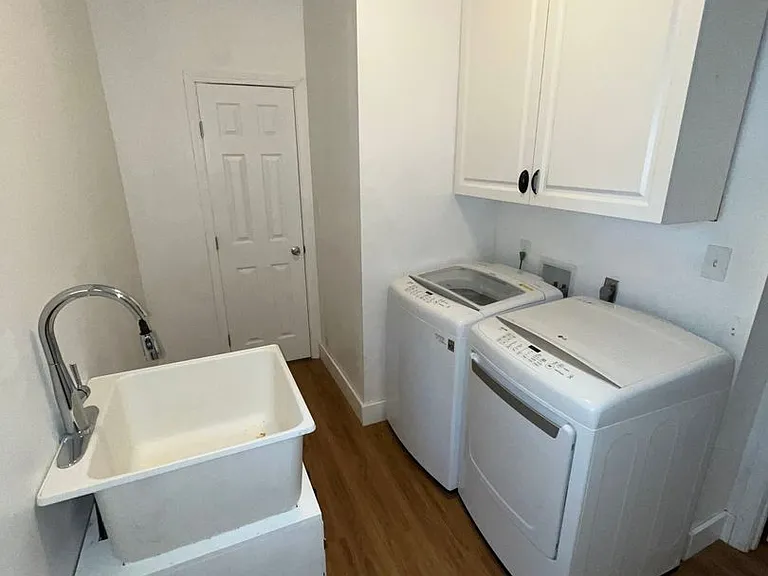 516 Hartfield St — Photo 17
