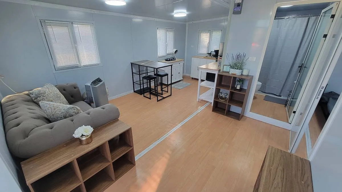 1 bed, 400 sqft, $1,275 — Photo 1