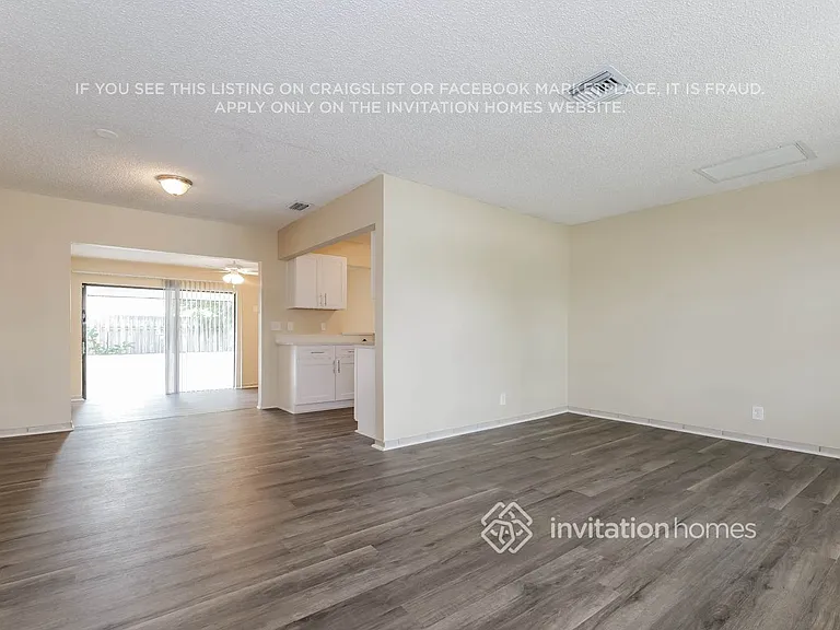5583 Cynwyd Cir — Photo 4