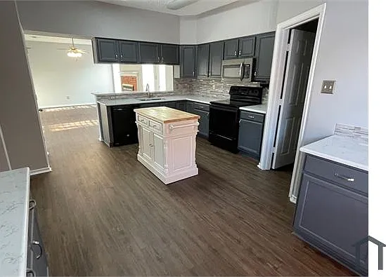 728 Fawn Valley Dr — Photo 8