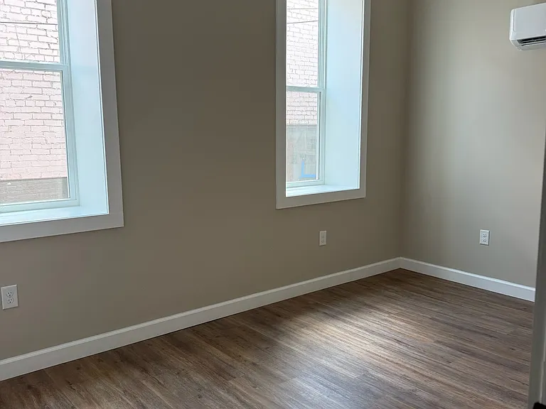 150 N Broad St #200 — Photo 5