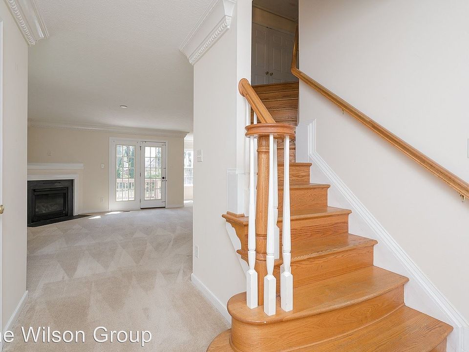 1st image of 3023 Greenway Ave