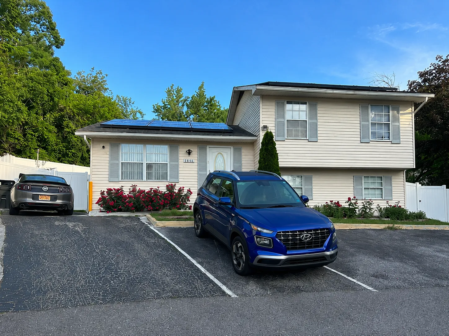 1 bed, 560 sqft, $1,800 — Photo 1