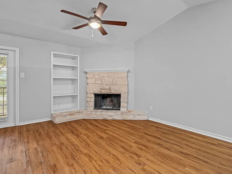 6804 N Capital Of Texas Hwy #521 — Photo 4