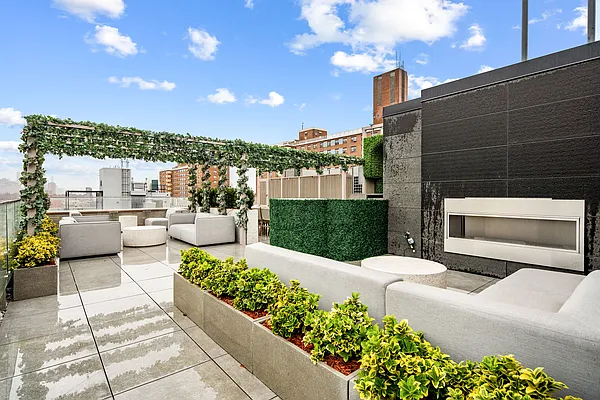 Rented by Realmart Realty LLC | media 14