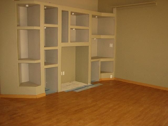 2nd image of 10405 N 58th Ln