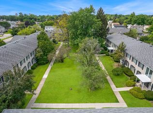 Cambridge Square, Southfield, MI 48076