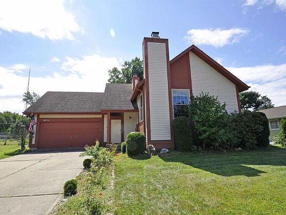 3rd image of 18036 Crownhill Dr