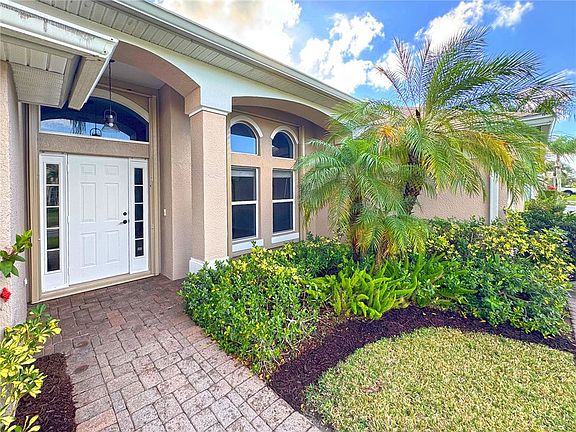 3rd image of 550 Alexandra Ave SW