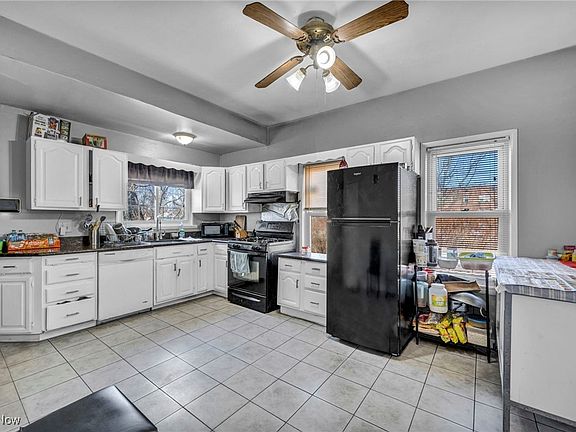 3rd image of 1314 Cove Ave