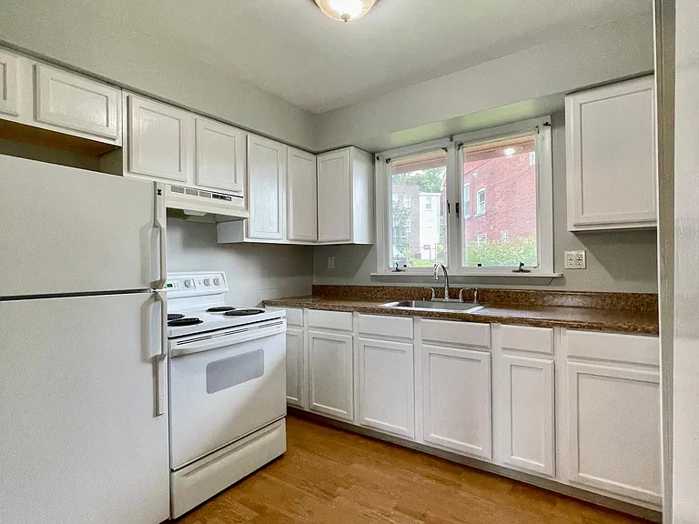 3426 Melwood Ave — Photo 17