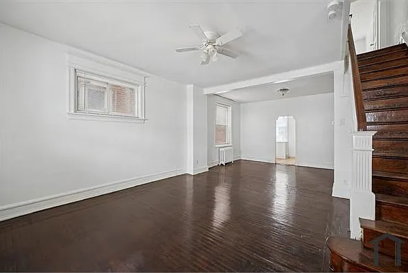 3 bed, $2,410 — Photo 2