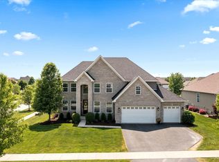 856 N Carly Cir, Yorkville, IL 60560