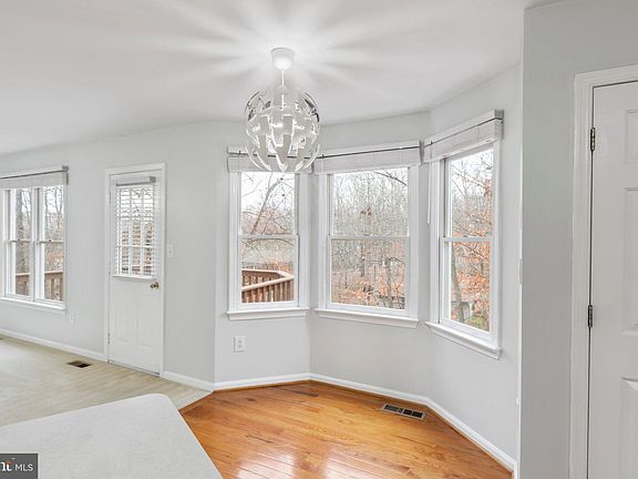 3rd image of 10009 Shadowridge Ct
