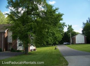 112 Fuller Rd, Paducah, KY 42003