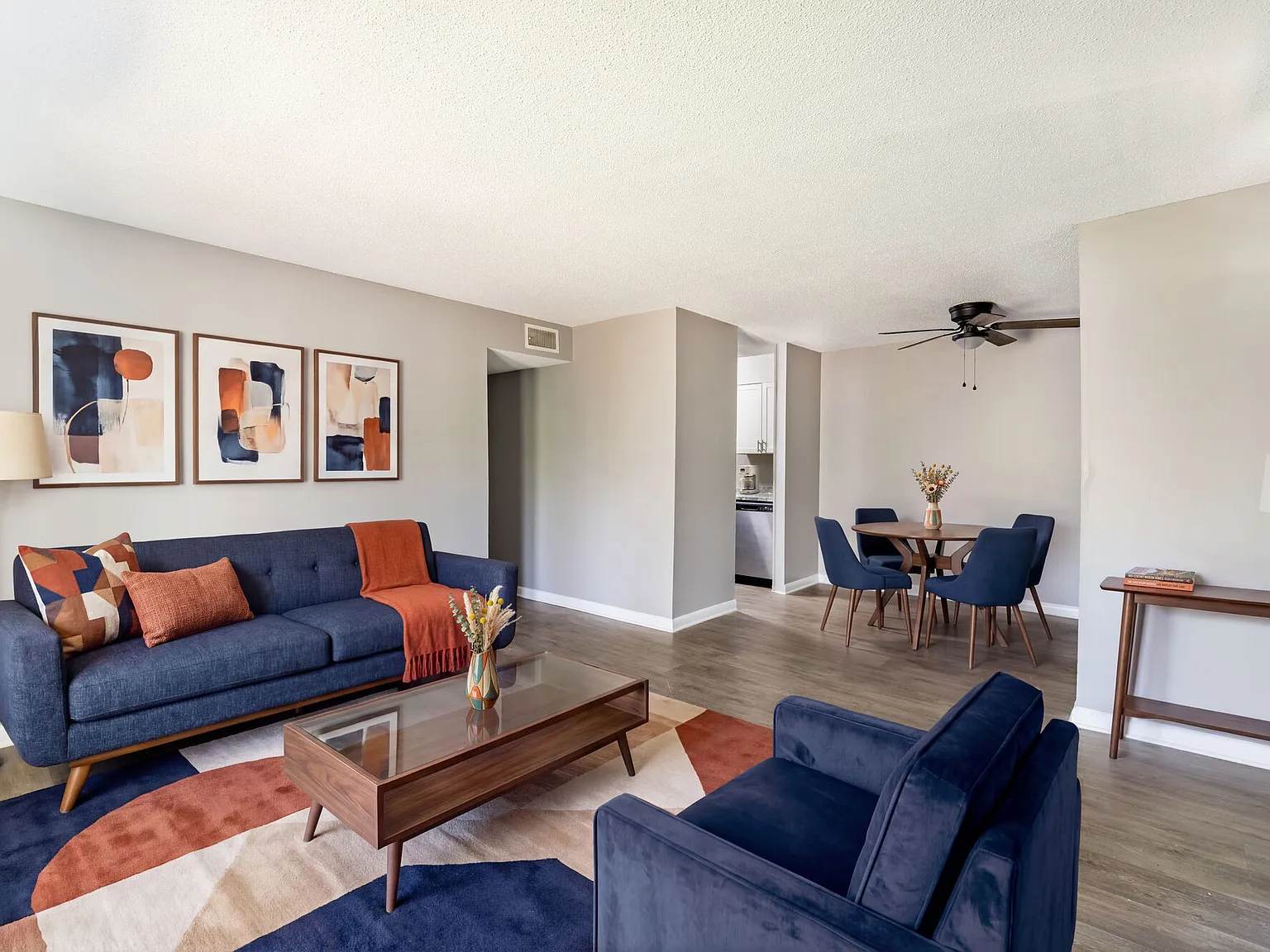 Sycamore Villas — Photo 2