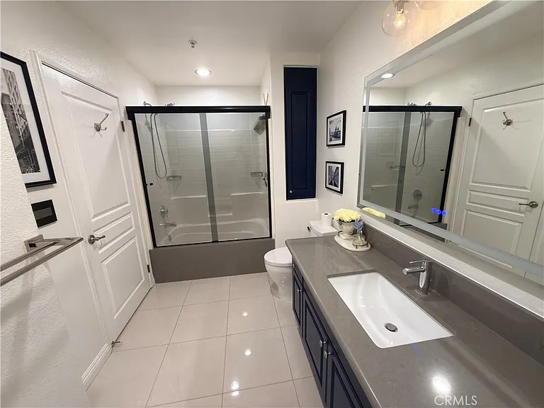 2103 Watermarke Pl — Photo 8