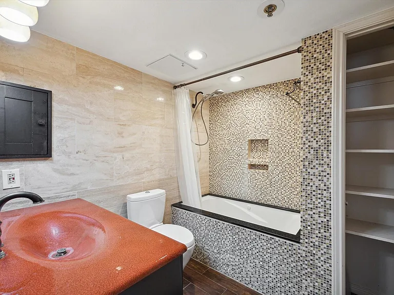 3525 Sage Rd #512 — Photo 10