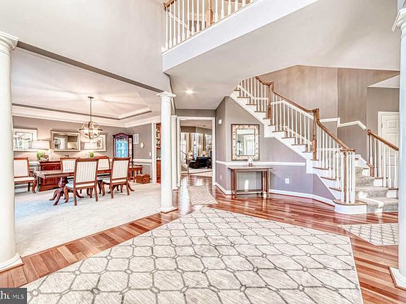 5th image of 6630 Olga Ln