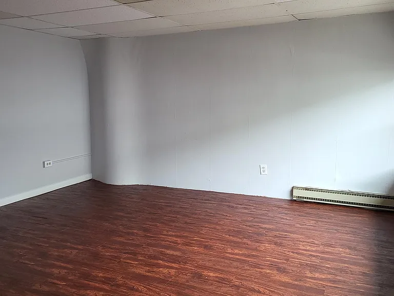 321 W Main St — Photo 3