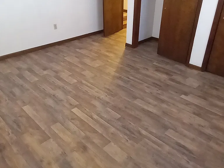 136 Village St — Photo 3