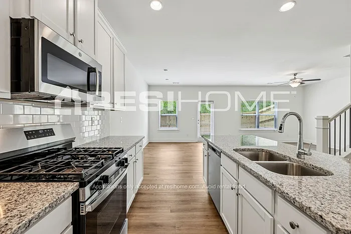 236 N Cross Lane Rd — Photo 6