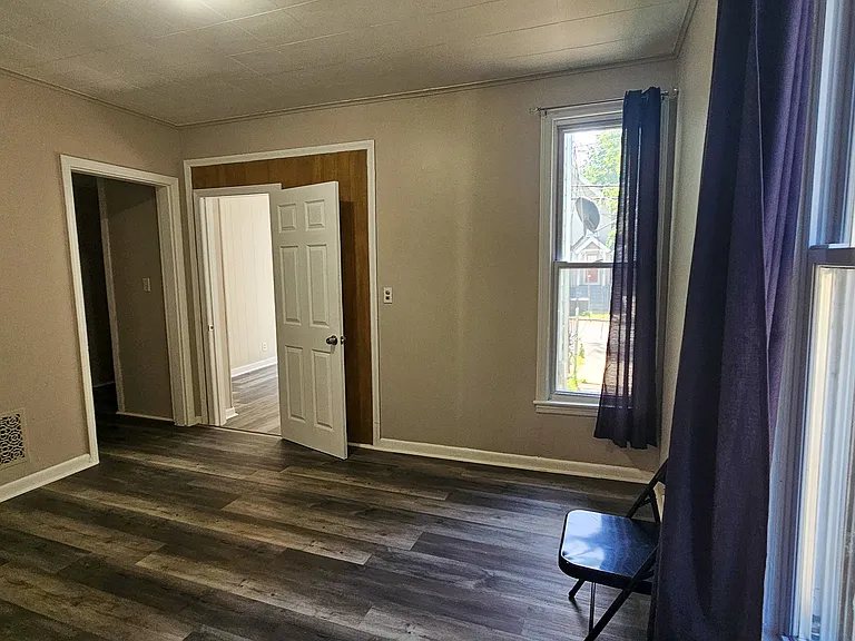 148-01 Plymouth St #1 — Photo 9