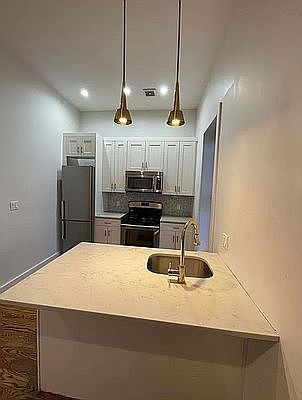 3rd image of 851 Rogers Ave #2L