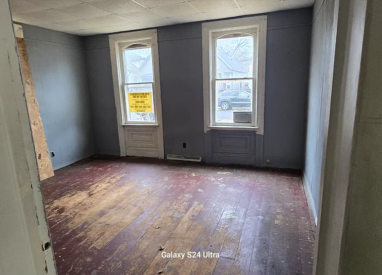 1618 W Kettelle St — Photo 4