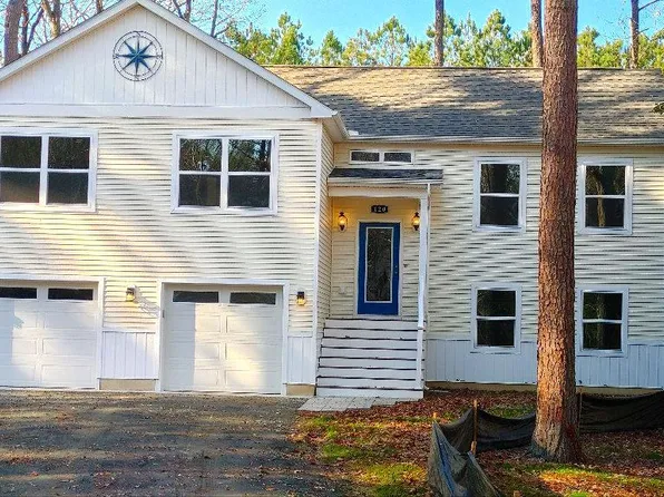 120 Touhey Dr, Stevensville, MD 21666