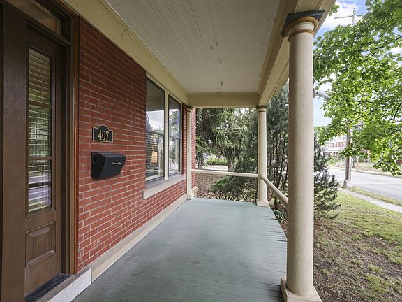4th image of 407 King Ave