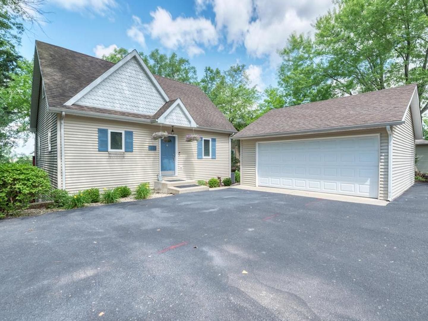 21 Hole In The Wall Ct, Wilmington, IL 60481 Zillow