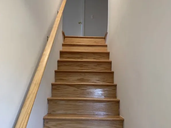 15 Minisink Ave APT 2, Pt Jervis, NY 12771