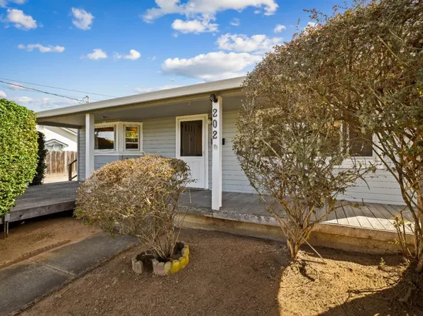 202 Lerwick Dr, Monterey, CA 93940