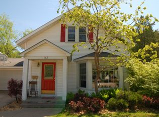 112 N Harrison, waupaca, WI 54981