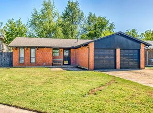 312 Cedar Crest Dr, Edmond, OK 73003
