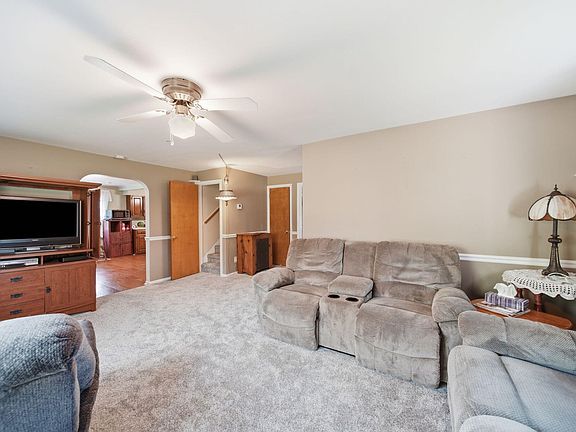 5th image of 11632 Wheaton Rd
