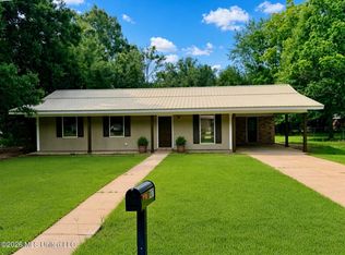 107 Driftwood Dr, Lucedale, MS 39452