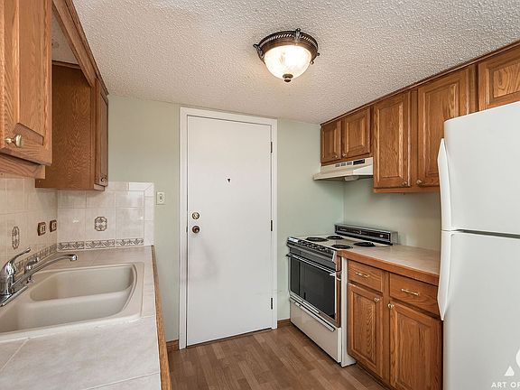 4th image of 7435 Tiffany Dr APT 2C