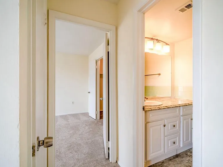 12701 Dara Dr #103 — Photo 6