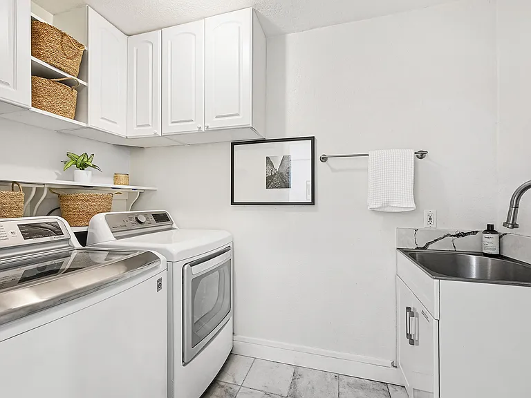 1223 Rose Ave — Photo 12