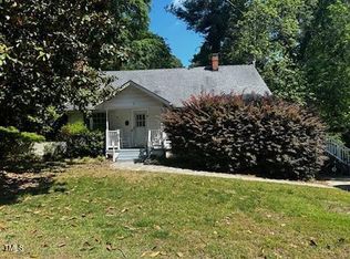 609 Oak St, Fuquay Varina, NC 27526
